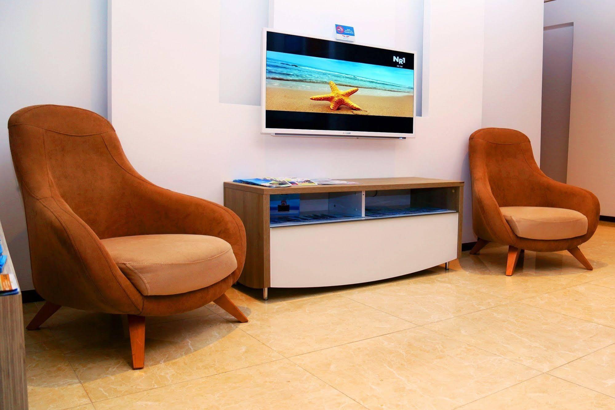 Hotel Hermes كاس المظهر الخارجي الصورة