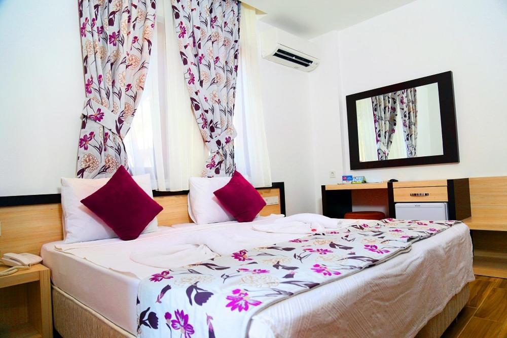 Hotel Hermes كاس المظهر الخارجي الصورة