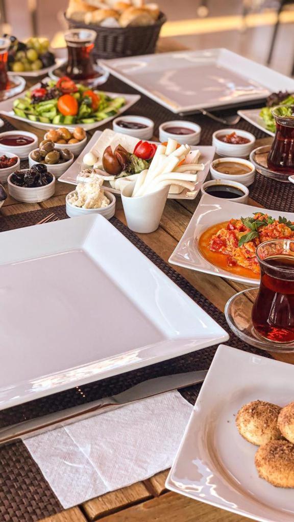 Hotel Hermes كاس المظهر الخارجي الصورة