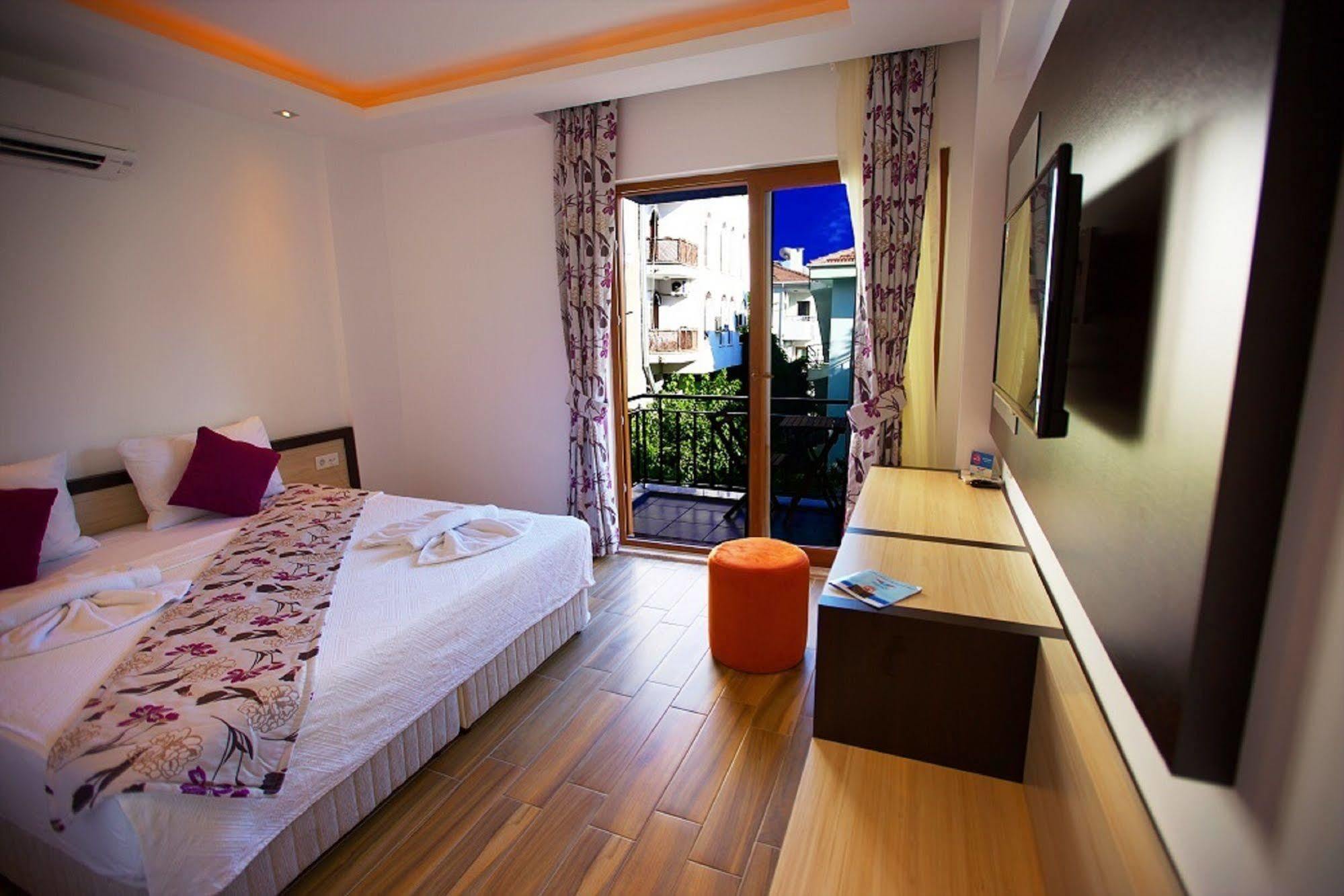 Hotel Hermes كاس المظهر الخارجي الصورة